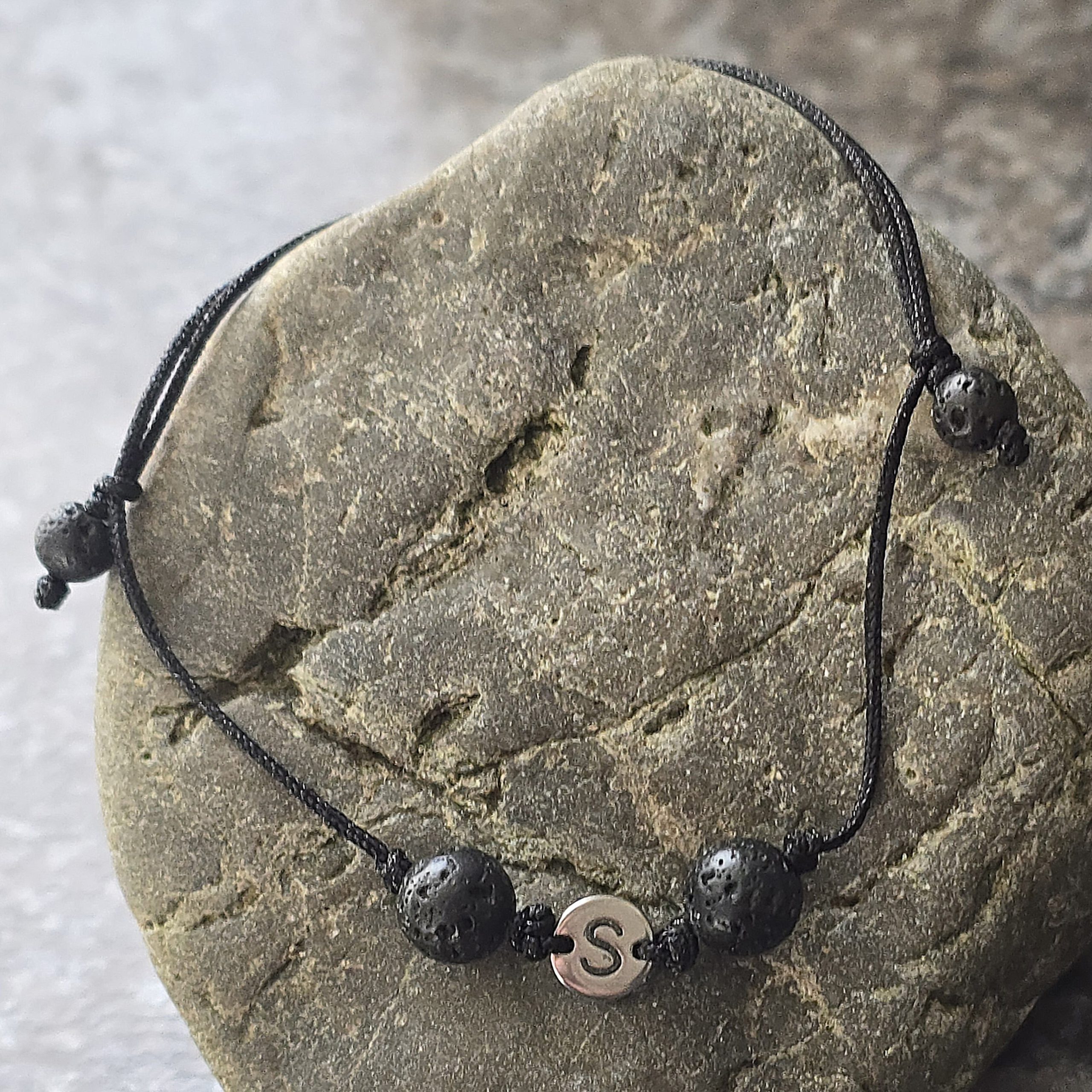 Edelstahl-Buchstaben Armband Personalisierbar – Bild 12